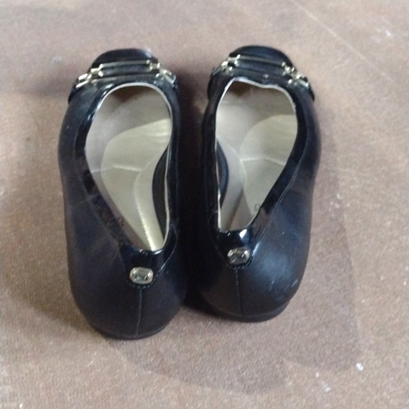 Shoes - Picture 3 of 3